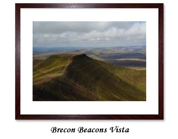 Brecon Beacons Vista Fraed Print